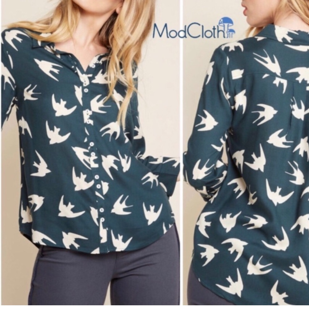 ModCloth Women's Teal Bird Print Top